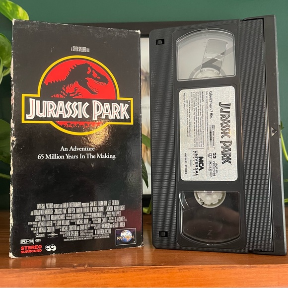 Family Movie VHS Bundle - Vintags VHS - Picture 9 of 9